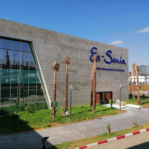 223448-ouverture-du-centre-commercial-et-de-loisirs-d-es-senia